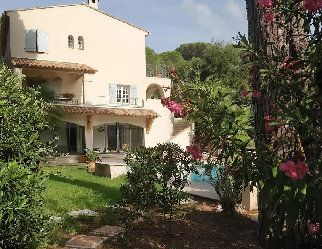 La Beluga Hotel Sainte-Maxime Guest house